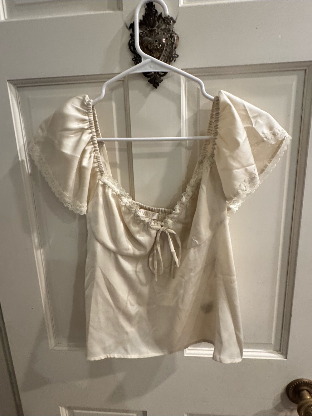 Wayf Cream Lace-Trim Elastic-Back Top